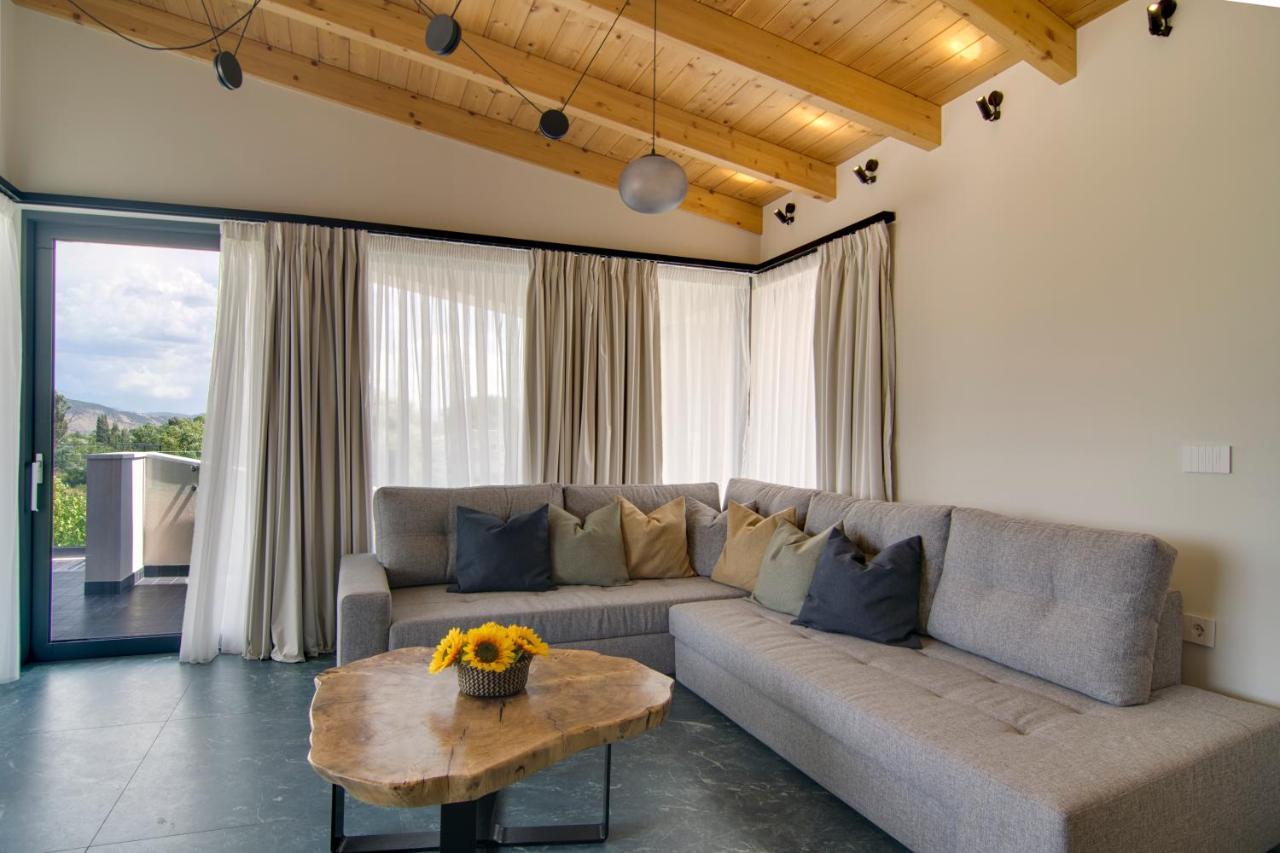 Selin Luxury Residences Ioannina Bagian luar foto